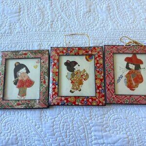 Vintage Japanese Girls in Kimono Picture Paper Art Craft in Frame Small